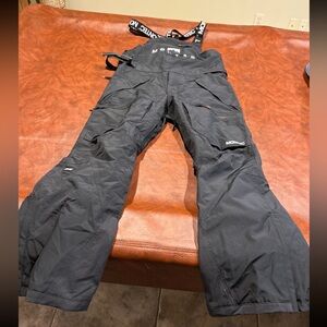 SIZE XS Montec snow pants in perfect condition